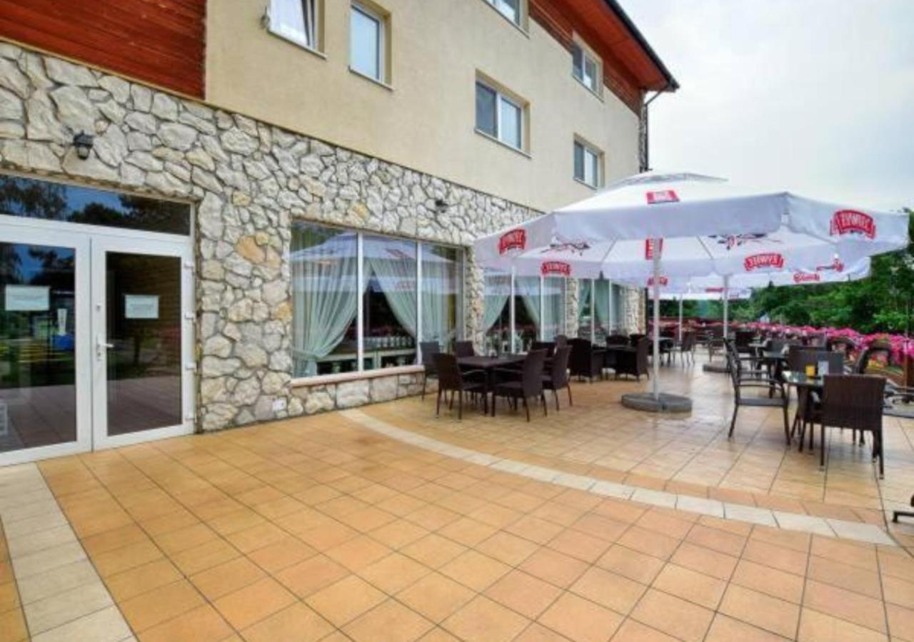 Pensjonat Nad Jeziorem Powidz  Exterior photo